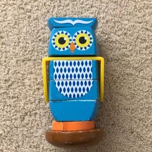 Melissa and Doug stacking owl.